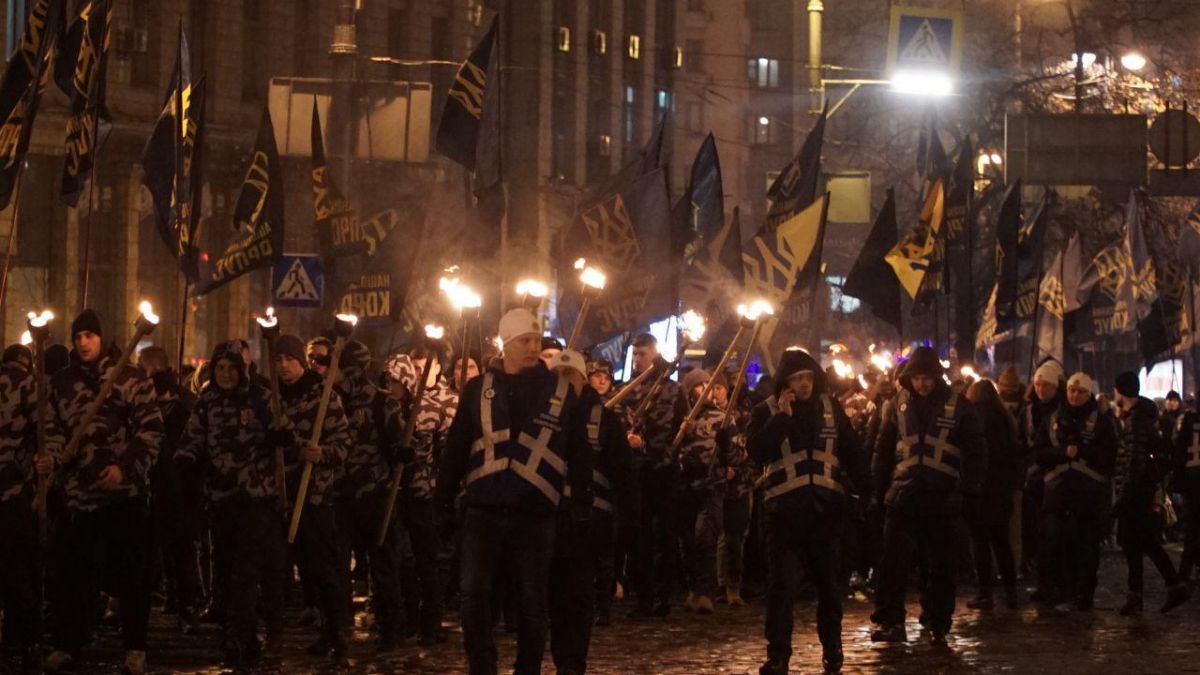 Смолоскипна хода на честь Дня Героїв Крут. Фото: Нацкорпус
