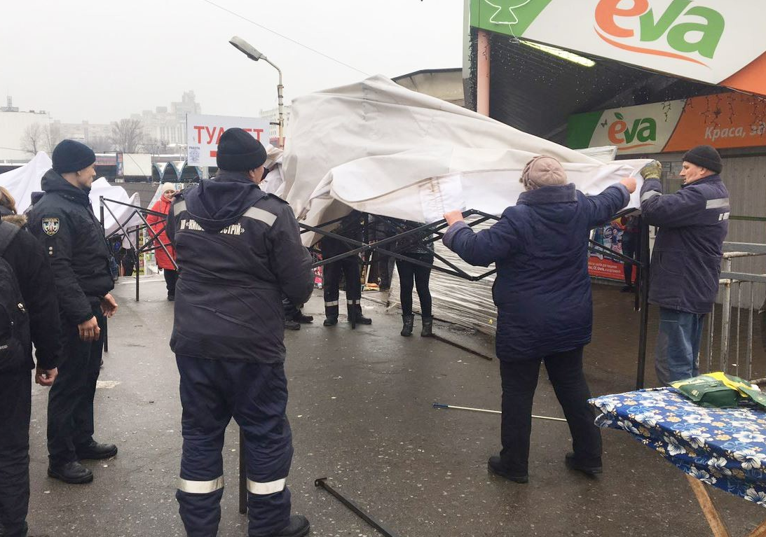 В Киеве на вокзале 
