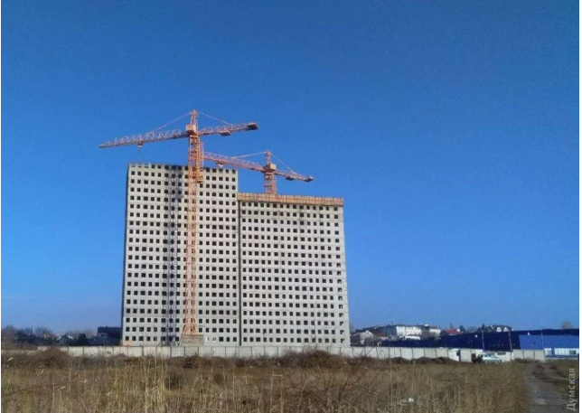 Так здание выглядит в реальном виде. Фото: Думская