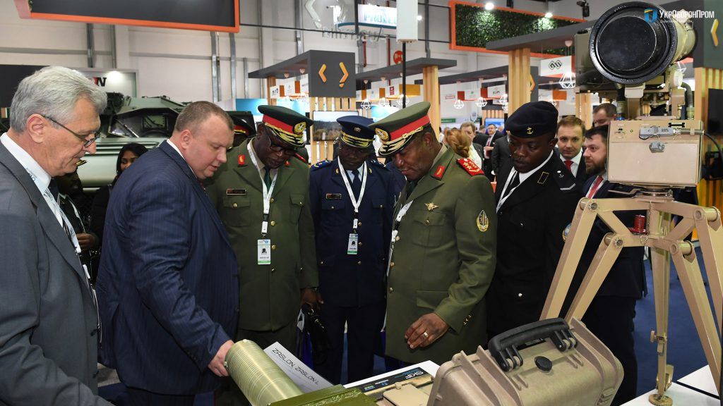 Украина принимает участие в выставке IDEX-2019. Фото: Укроборонпром