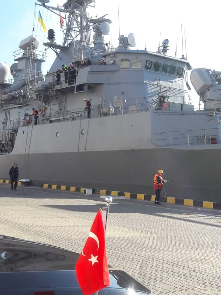 фрегат TCG BARBAROS и штурмовой катер TCG MARTI будут открыты для свободного посещения. Фото: facebook.com/Генеральное-Консульство-Турецкой-Республики-в-Одессе