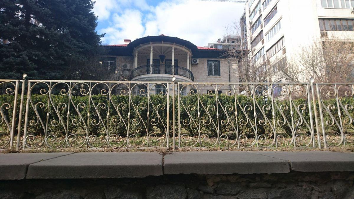 Особняк, в котором проживали Василевская и Корнейчук - писатели