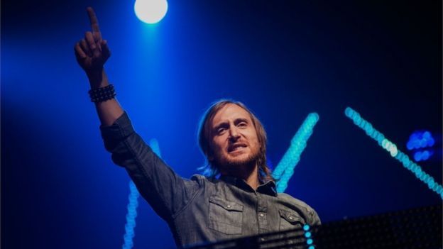 Диджей и продюсер Дэвид Гетта добился успеха по всему миру. bbc.com