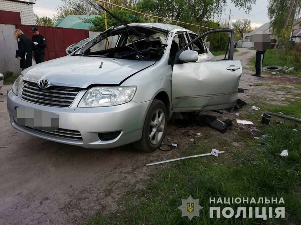 Подрыв авто гранатой. Фото: ГУ НП в Харьковской области