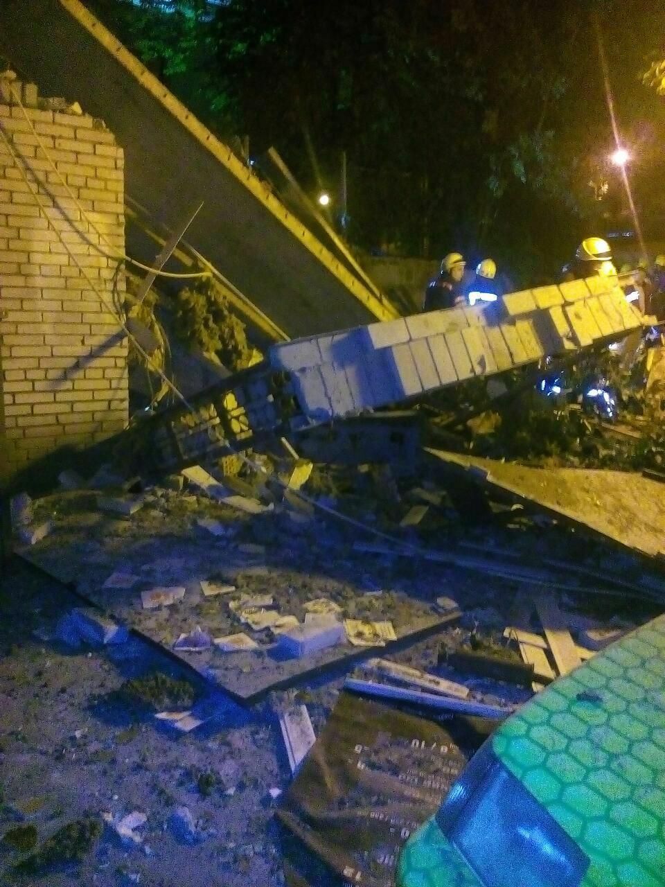 Взрыв в Киеве на Тургеневской. Фото: ГосЧС 