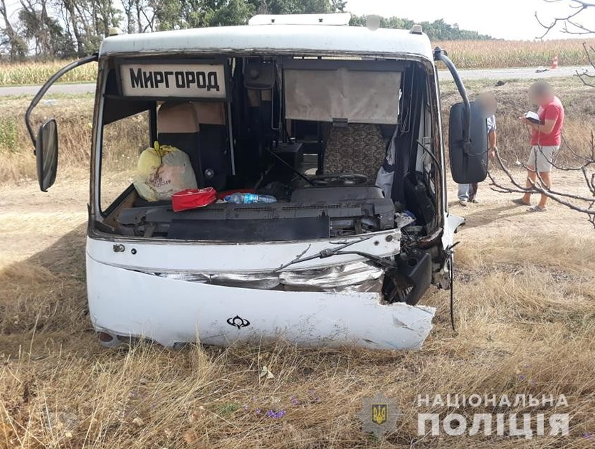 ДТП в Черкасской области. Фото: Нацполиция