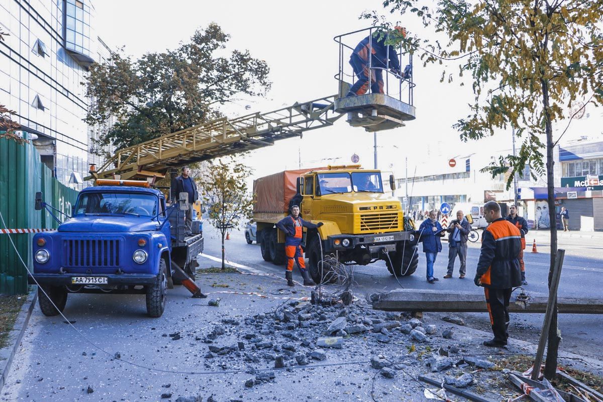 ДТП з маршруткою у Києві. Фото: Інформатор