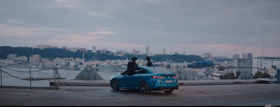 BMW. Скріншот: YouTube/BMW