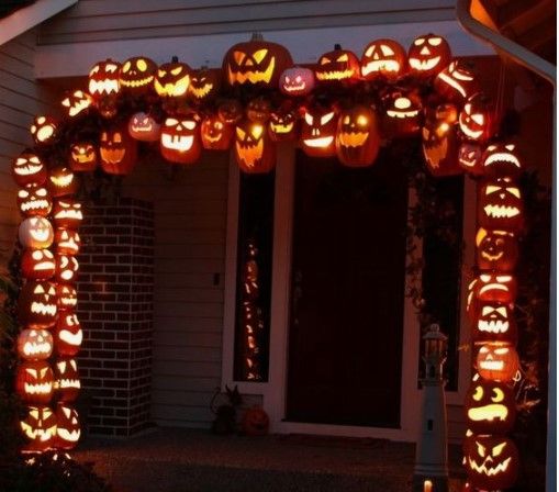 Декор тыквы на Хеллоуин Фото:pinterest.com/halloweencrafts.tumblr.com