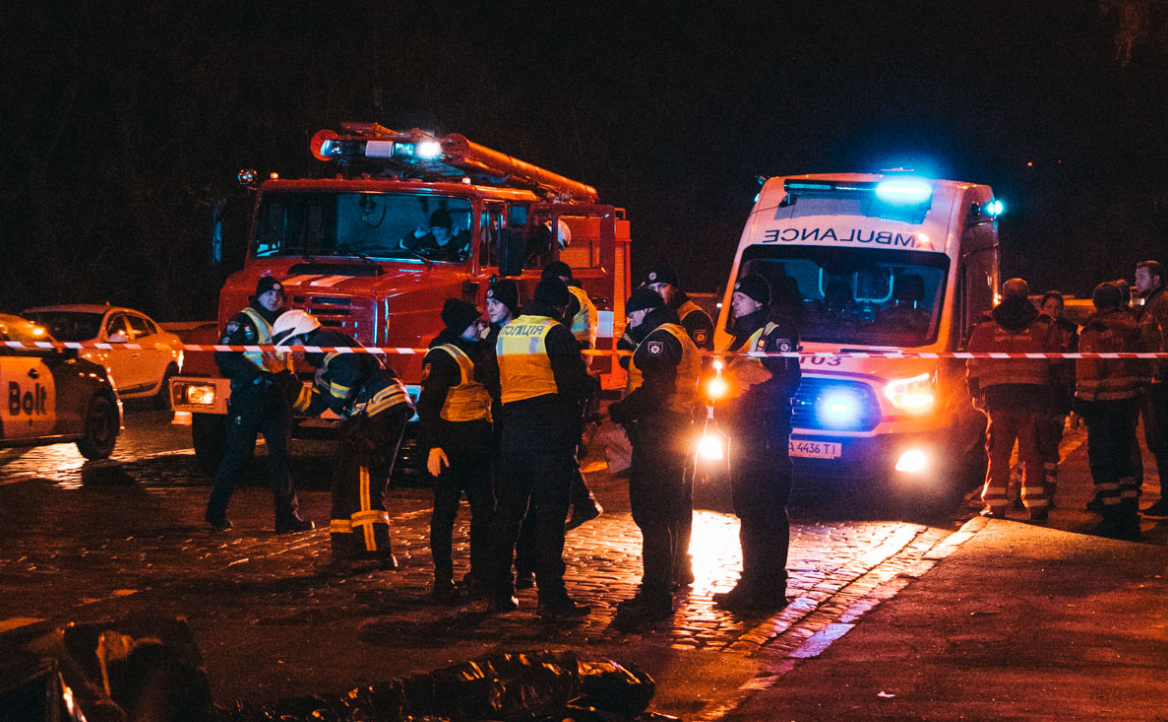 Смертельна аварія на Володимирському узвозі. Фото: Інформатор