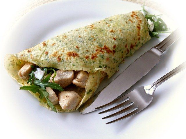 Блины с куриной грудкой. Фото: pixabay