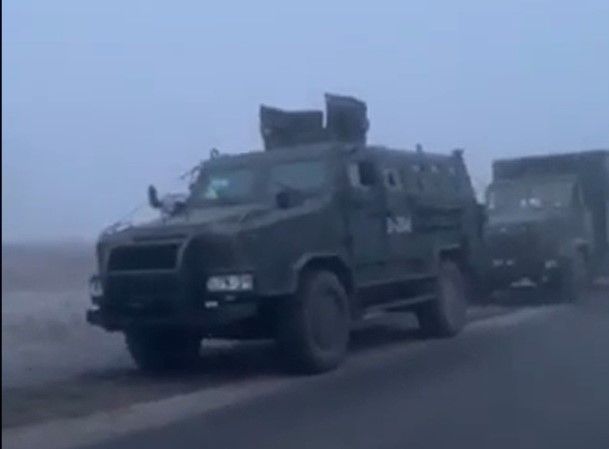 Бронетехника на въезде в город. Скриншот: 24 канал