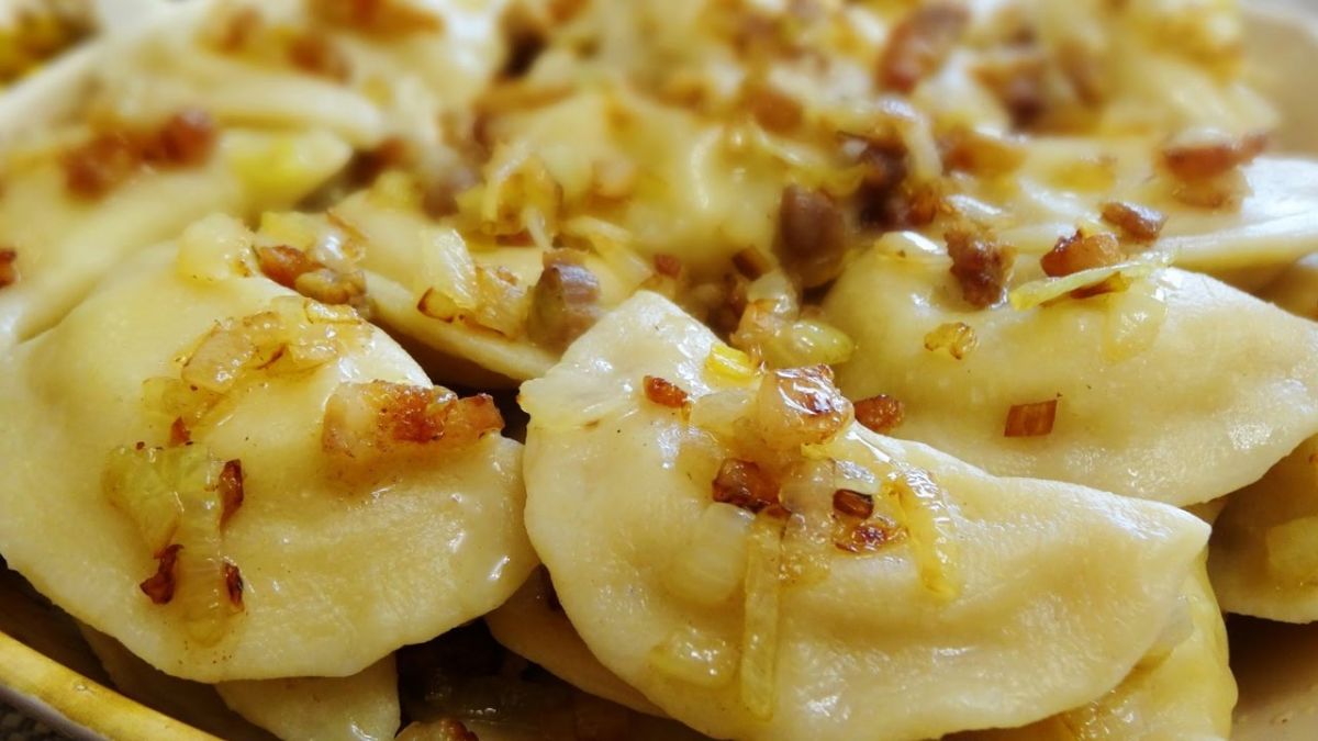 Вареники со шкварками.Фото: bystryerecepty.ru