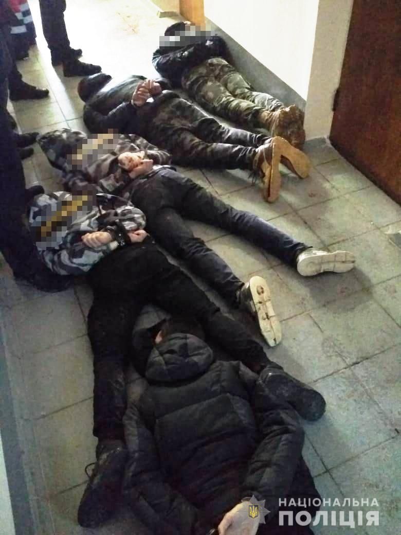 Полиция задержала правонарушителей в Жмеринском горсовете
