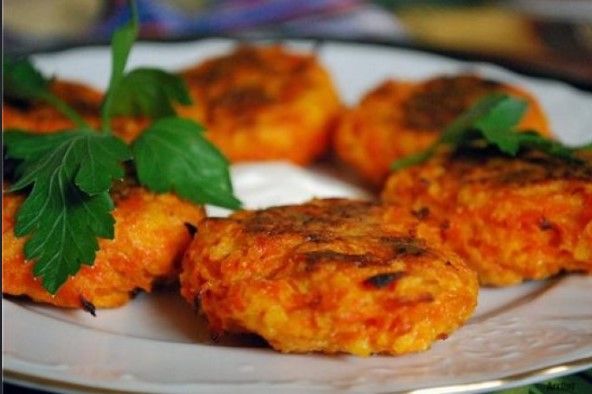 Морковные котлеты. Фото: vkuso.ru