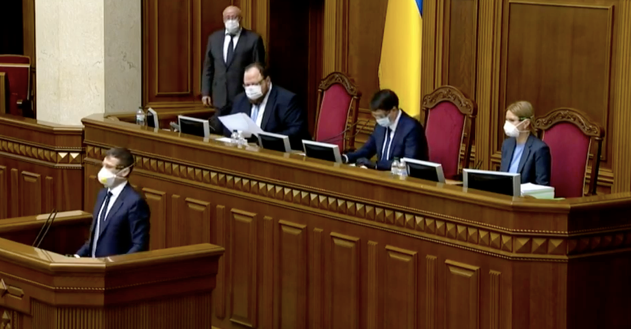 Марченко приносит присягу в Верховной Раде