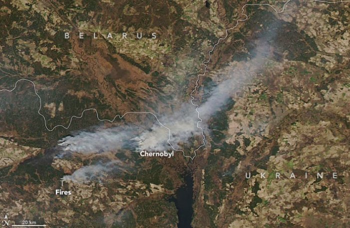 Пожары в Чернобыле с космоса. Фото: eoimages.gsfc.nasa