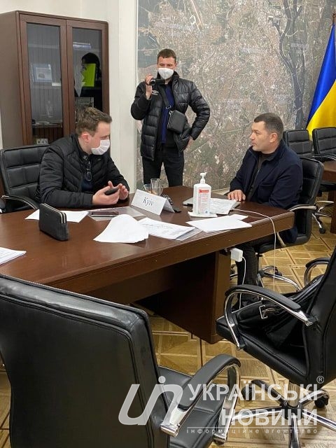 Затримання на хабарі посередника Поворозника.