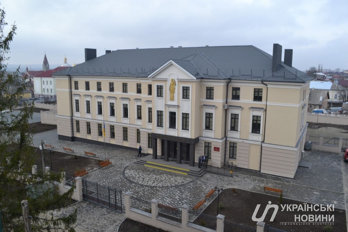 нове приміщення суду