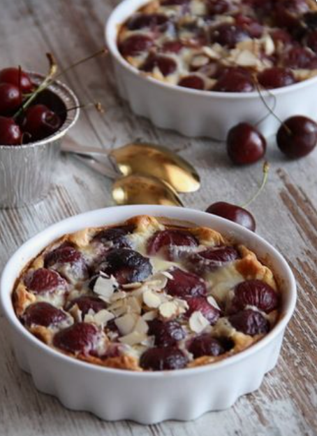 Клафуті з черешнею: chefnini.com