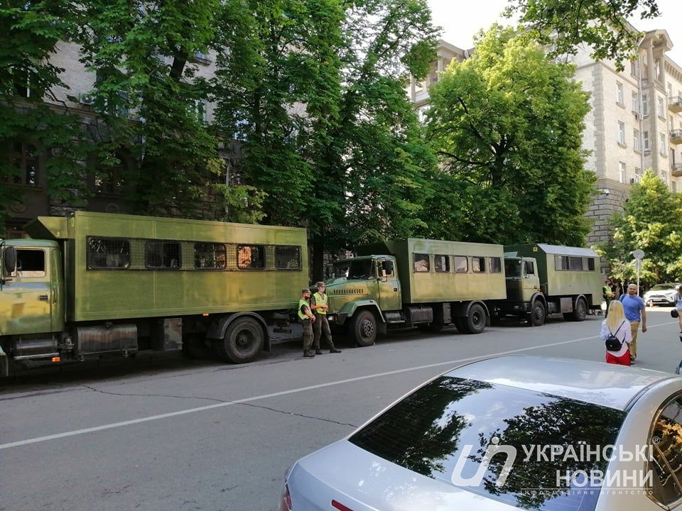 Обидва мітинги охороняє поліція