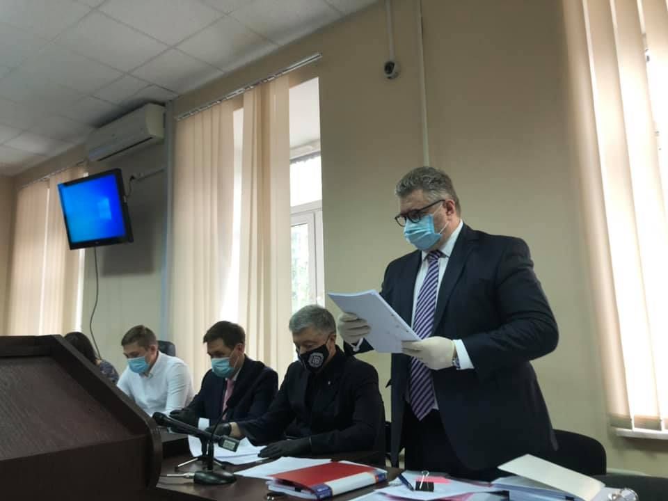 Адвокати Порошенко. Фото:Facebook Ірина Геращенко