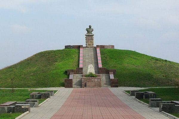 Могила Ивана Сирко. Фото: mandria.ua.