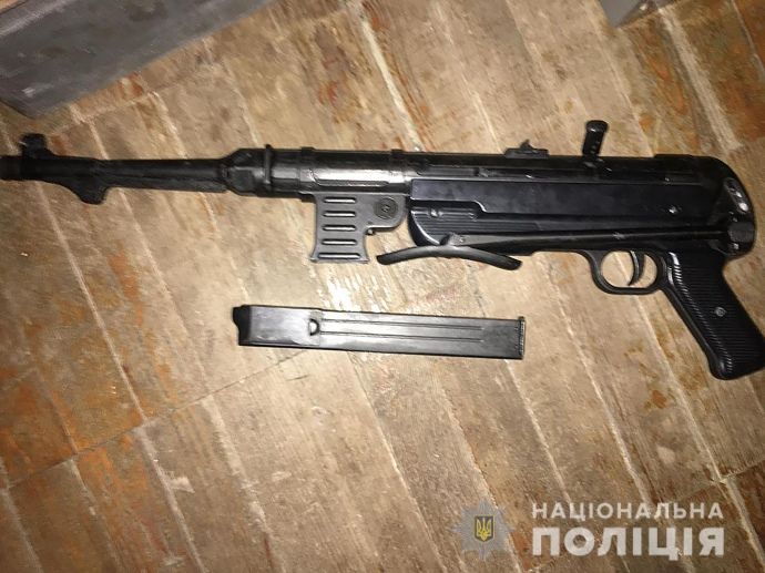 Пистолет-пулемет М-40. Фото: пресс-служба Национальной полиции в Запорожской области