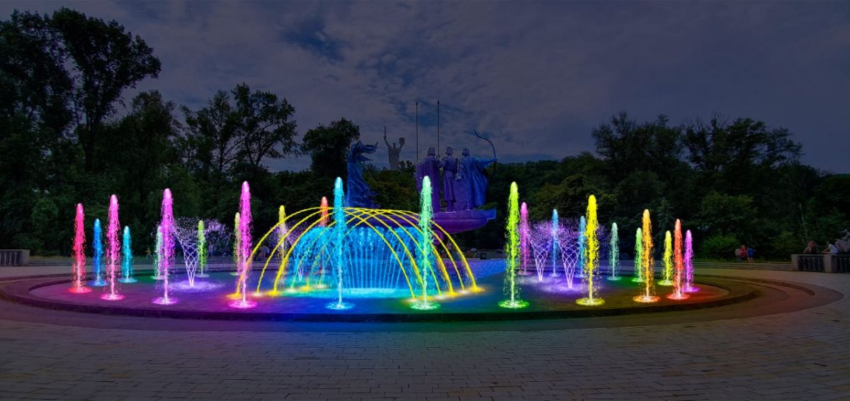 Подсветка будет разноцветной. Фото: 