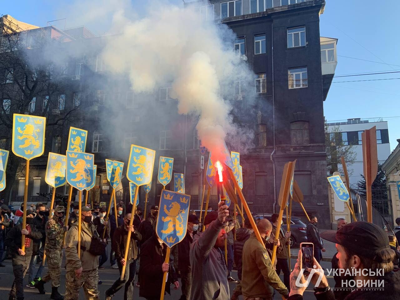 Марш чорних вишиванок на честь дивізії СС 