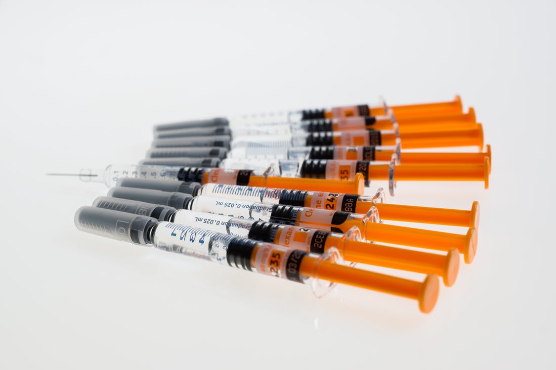 Вакцина от коронавируса. Фото: Pexels