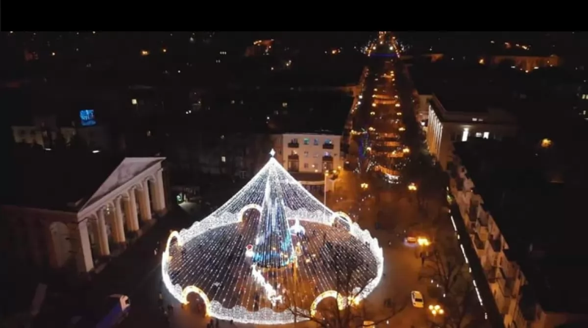 Елка в Полтаве. Фото: balkovoy