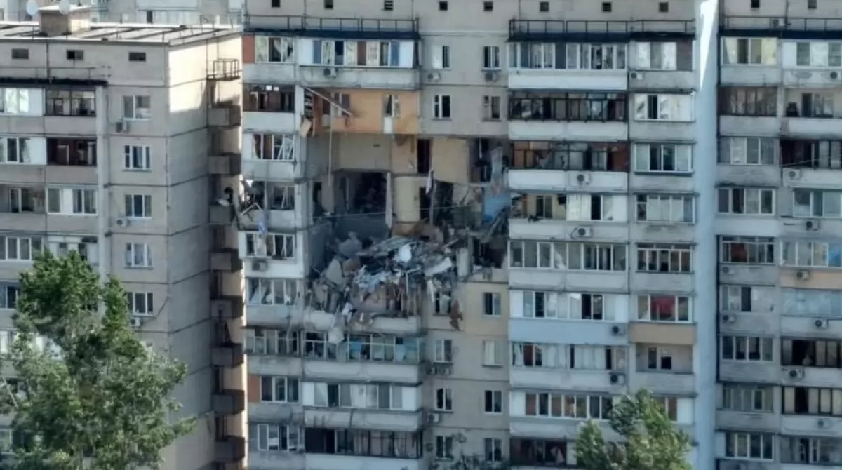 Взрыв на Позняках. Фото: Информатор Взрыв на Позняках. Фото: Информатор