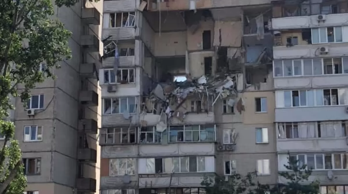 Взрыв на Позняках. Фото: Информатор Взрыв на Позняках. Фото: Информатор