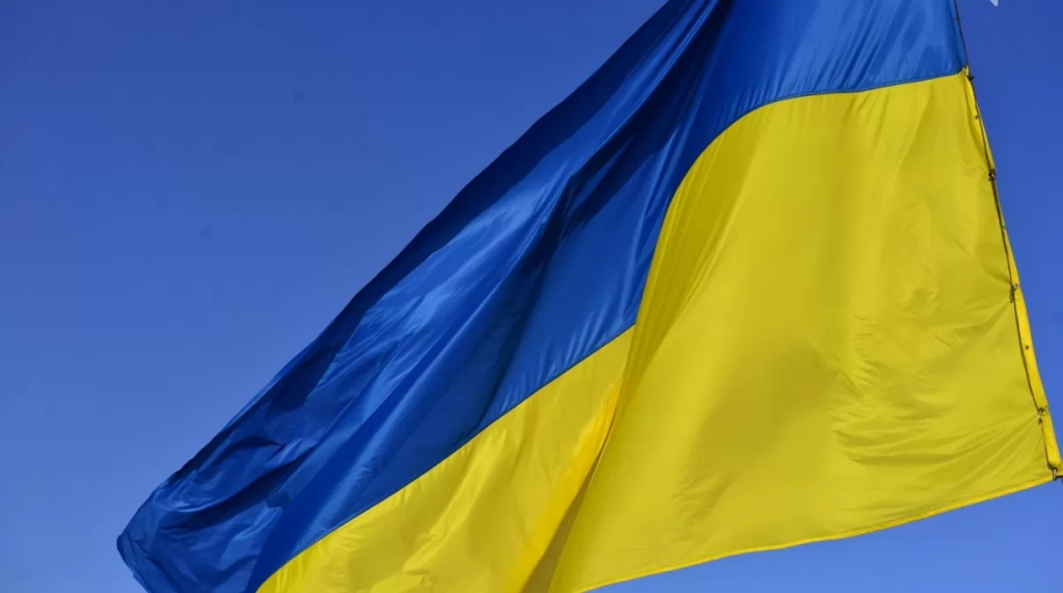 На самом высоком флагштоке Запорожской области был поднят флаг Украины. Фото: 061.ua