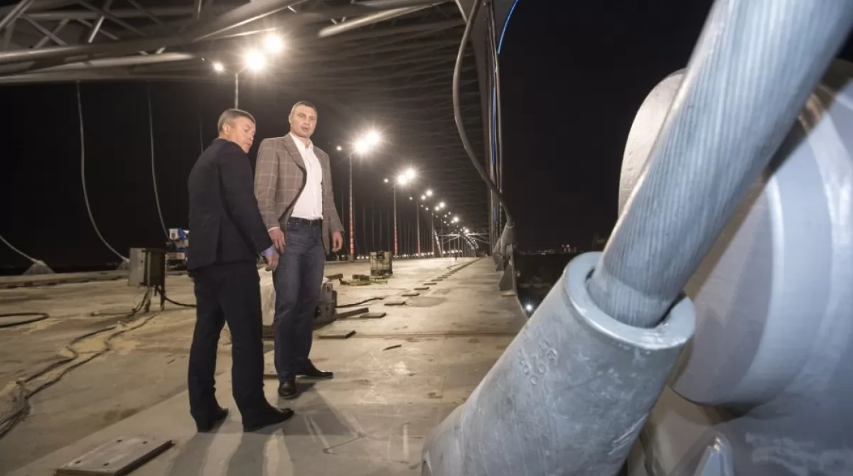 Подольско-Воскресенский мостовой переход в Киеве. Фото: kiev.klichko.org
