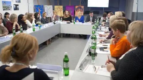 Круглий стіл: "Питання протидії насильству в Україні у подоланні епідемії ВІЛ-інфекції"