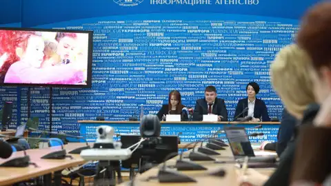 Сейчас УФСИ уже отремонтировал 71 групповое помещение в 34 детских садах столицы

