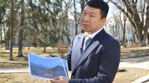 Юнчжи Чен: Українські громадяни можуть розплачуватися за корупційні дії МВС і СБУ по відношенню до Китайської Державної Корпорації