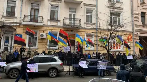 Митинг у здания Офиса противодействия рейдерству. Фото с места события