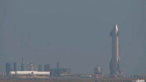 Підготовка до випробувального запуску корабля Starship. Скріншот відео