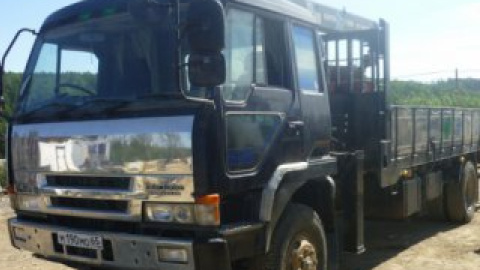 Кран-балка Mitsubishi Fuso.