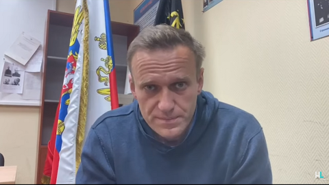 Олексій Навальний звернувся до росіян із закликом до протестів. Скріншот: youtube/Навальний LIVE