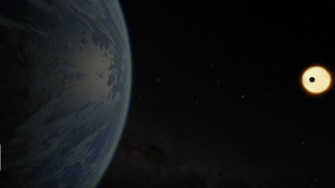 Все, что нужно, это сделать селфи и выбрать космический объект. Фото: NASA