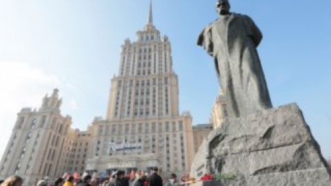 Памятник Шевченко в Москве.