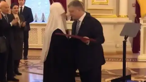 Патриарх Филарет. Скриншот видео Facebook Петр Порошенко