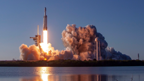twitter.com/SpaceX