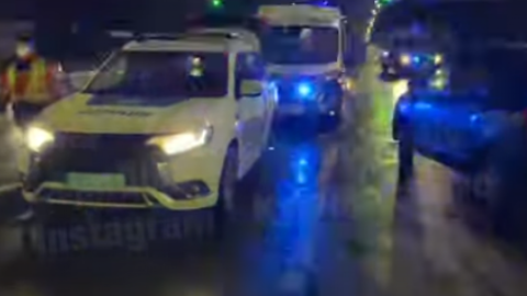 Вночі в Києві на Подолі сталася масштабна ДТП за 5 автомобілями, постраждали двоє дітей