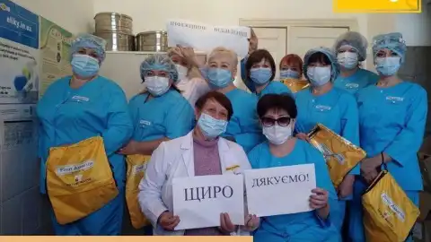 Фонд Ріната Ахметова разповів як допомагає лікарям і пацієнтам у боротьбі з COVID-19