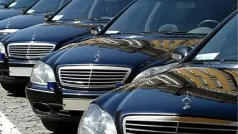 Служебные автомобили (иллюстрация). Фото из открытых источников